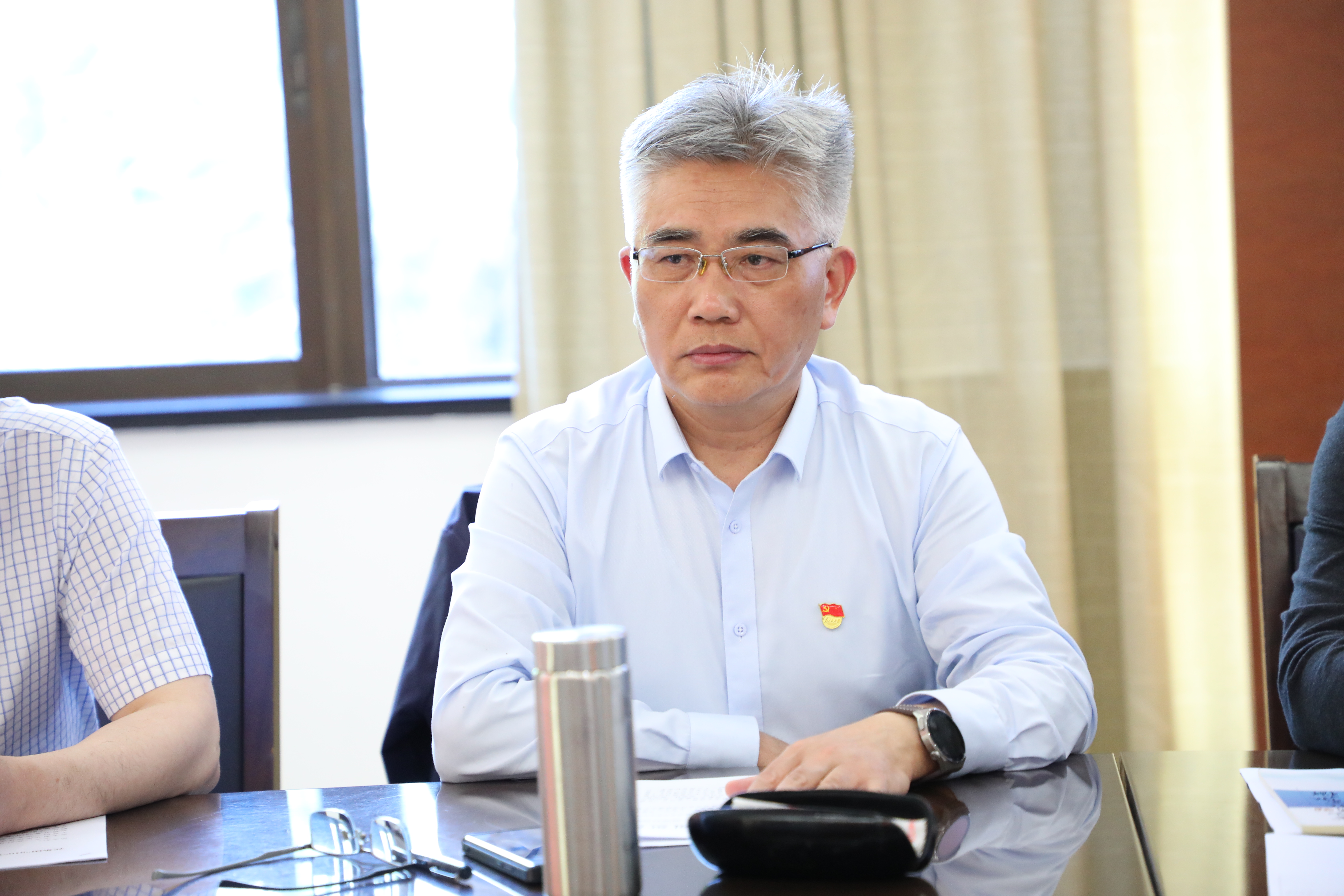 正在上傳...