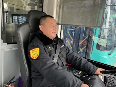 駕駛員李萬江.jpg